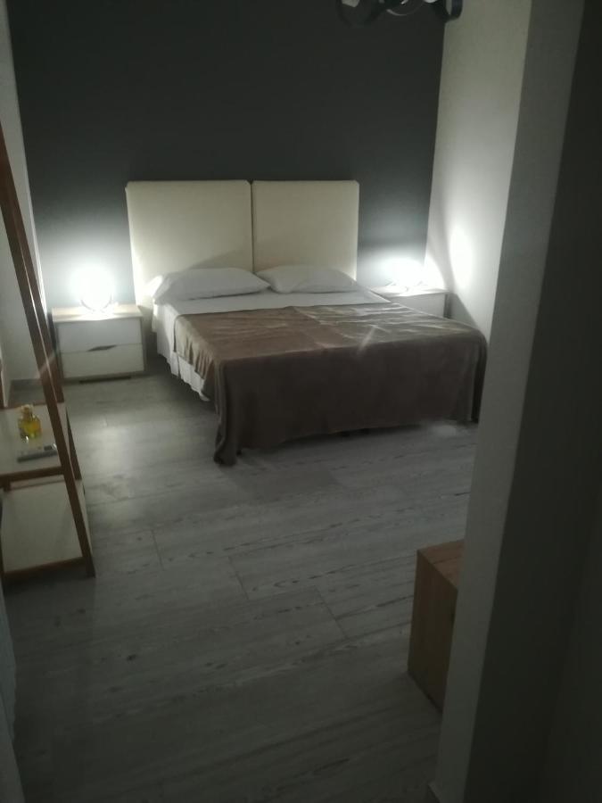 Home Mazzei Piazza Bilotti コゼンツァ 部屋 写真