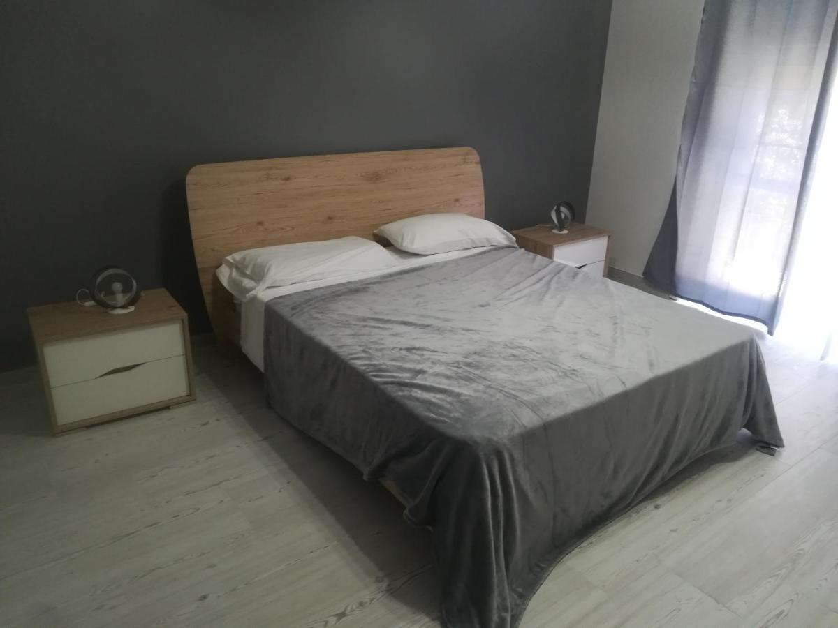 Home Mazzei Piazza Bilotti コゼンツァ 部屋 写真